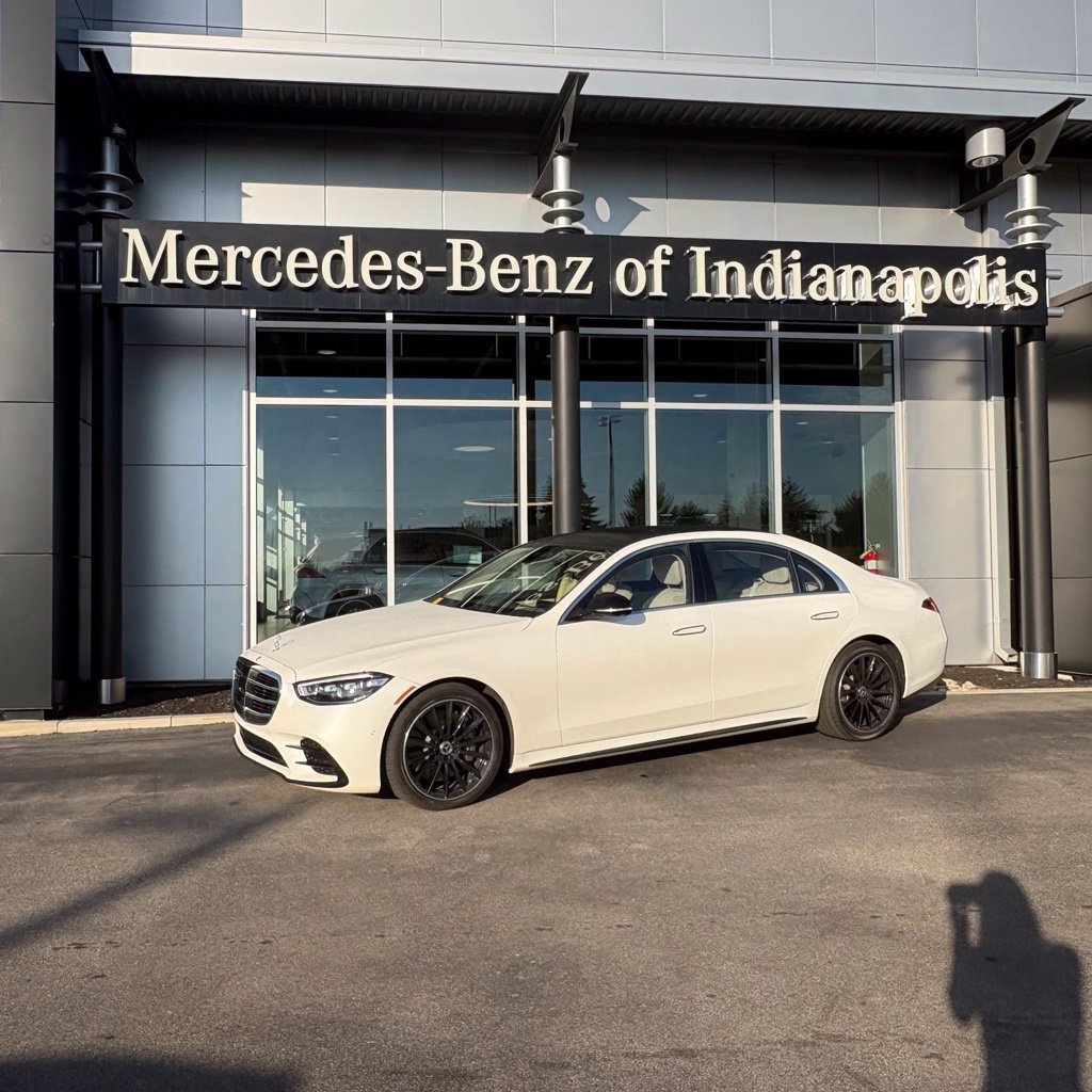 Used 2022 Mercedes-Benz S 580 4MATIC Sedan image 1