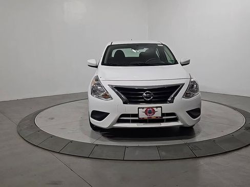 Used 2018 Nissan Versa S Plus image 9