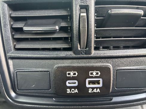 Used 2025 Subaru Forester Premium w/ Convenience Package #1 image 6