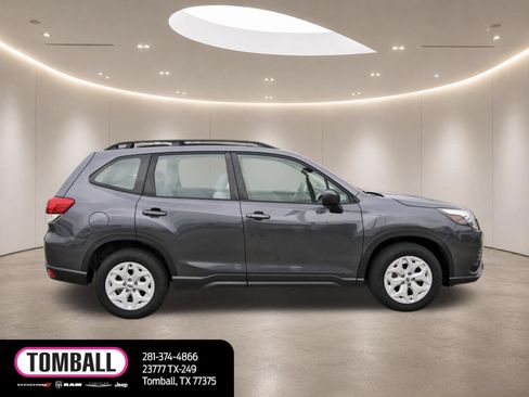 Used 2022 Subaru Forester AWD/4WD image 8