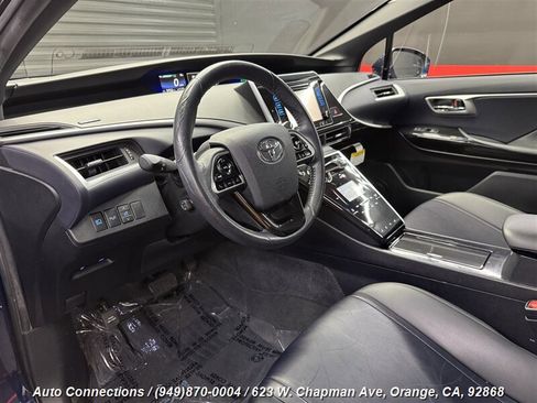 Used 2017 Toyota Mirai image 11