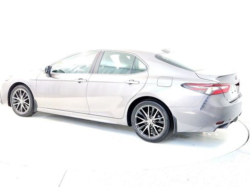 Certified 2023 Toyota Camry SE image 4