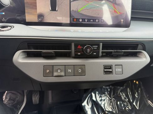 New 2026 Nissan Leaf Platinum+ image 21