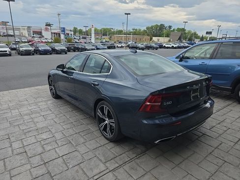 Used 2022 Volvo S60 B5 Inscription AWD/4WD image 3