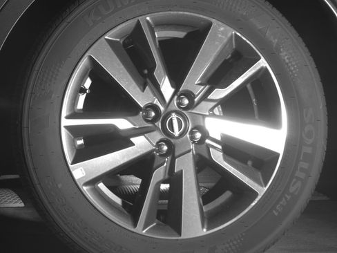 Used 2025 Nissan Versa SV image 14