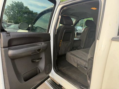 Used 2012 Chevrolet Silverado 1500 LT AWD/4WD image 13
