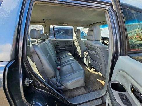 Used 2004 Honda Pilot EX image 11