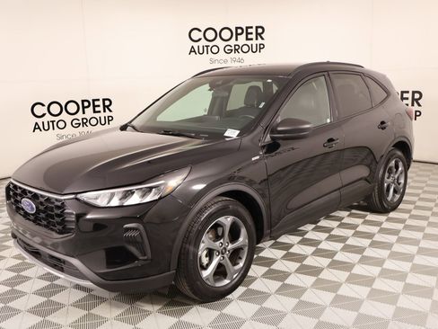 Used 2025 Ford Escape ST-Line FWD image 9