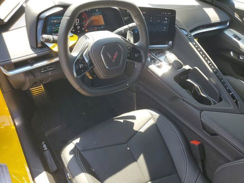 New 2025 Chevrolet Corvette Stingray Preferred Cpe w/ Z51 Performance Package image 17