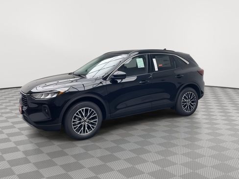 New 2024 Ford Escape PHEV image 33