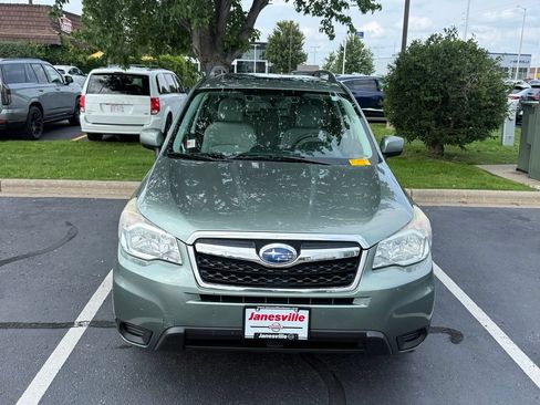 Used 2015 Subaru Forester 2.5i Premium AWD/4WD image 2