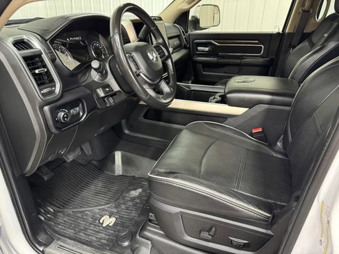 Used 2022 RAM 3500 Laramie AWD/4WD image 10