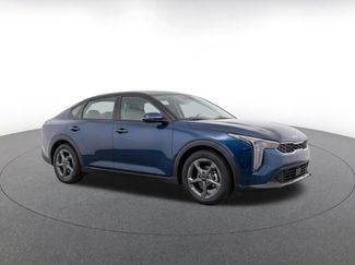 Used 2025 Kia K4 FWD video 2