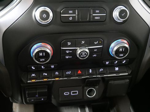 Used 2019 GMC Sierra 1500 SLT w/ SLT Premium Plus Package image 23