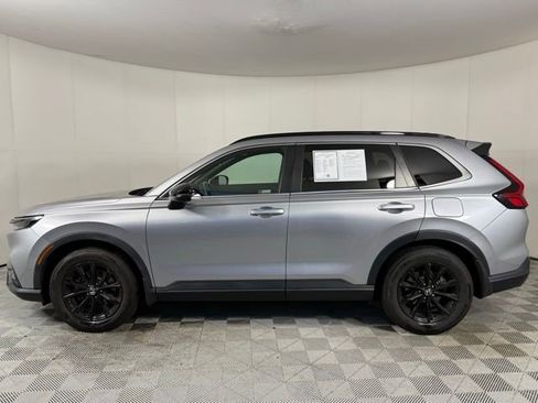 Used 2023 Honda CR-V Sport image 3