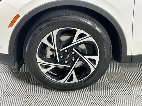 Certified 2024 Lincoln Nautilus Premier w/ Jet Appearance Package image 29