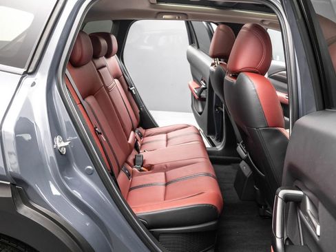 Used 2025 MAZDA CX-50 AWD 2.5 Hybrid w/ Premium Pkg image 29