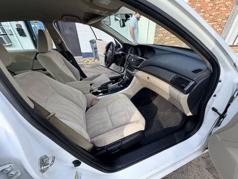 Used 2013 Honda Accord LX image 63