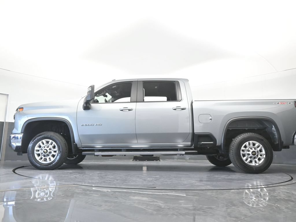 Used 2025 Chevrolet Silverado 2500 LT w/ Convenience Package AWD/4WD image 51