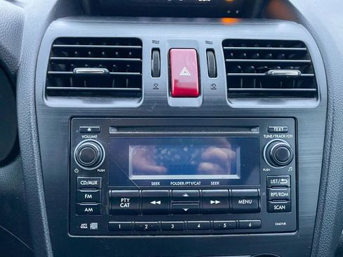 Used 2014 Subaru Crosstrek 2.0i Premium image 15