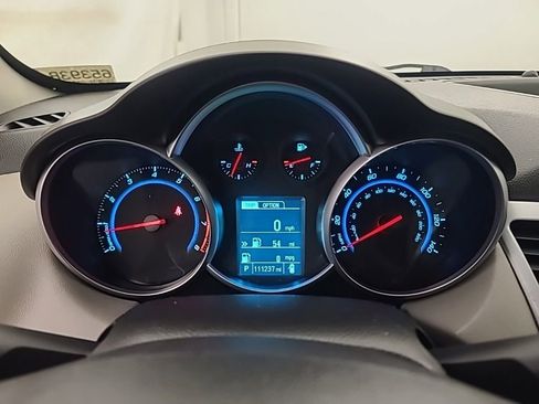 Used 2014 Chevrolet Cruze LS FWD image 25