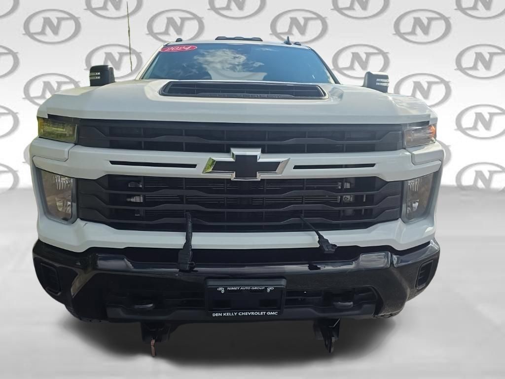 Used 2024 Chevrolet Silverado 2500 Custom w/ Custom Value Package AWD/4WD image 20
