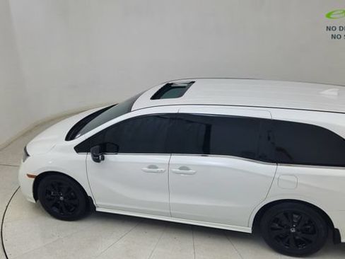 Used 2023 Honda Odyssey Sport image 82