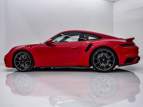 Certified 2022 Porsche 911 Turbo S image 2