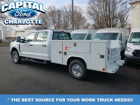 New 2026 Ford F250 XL w/ XL Chrome Package AWD/4WD image 3