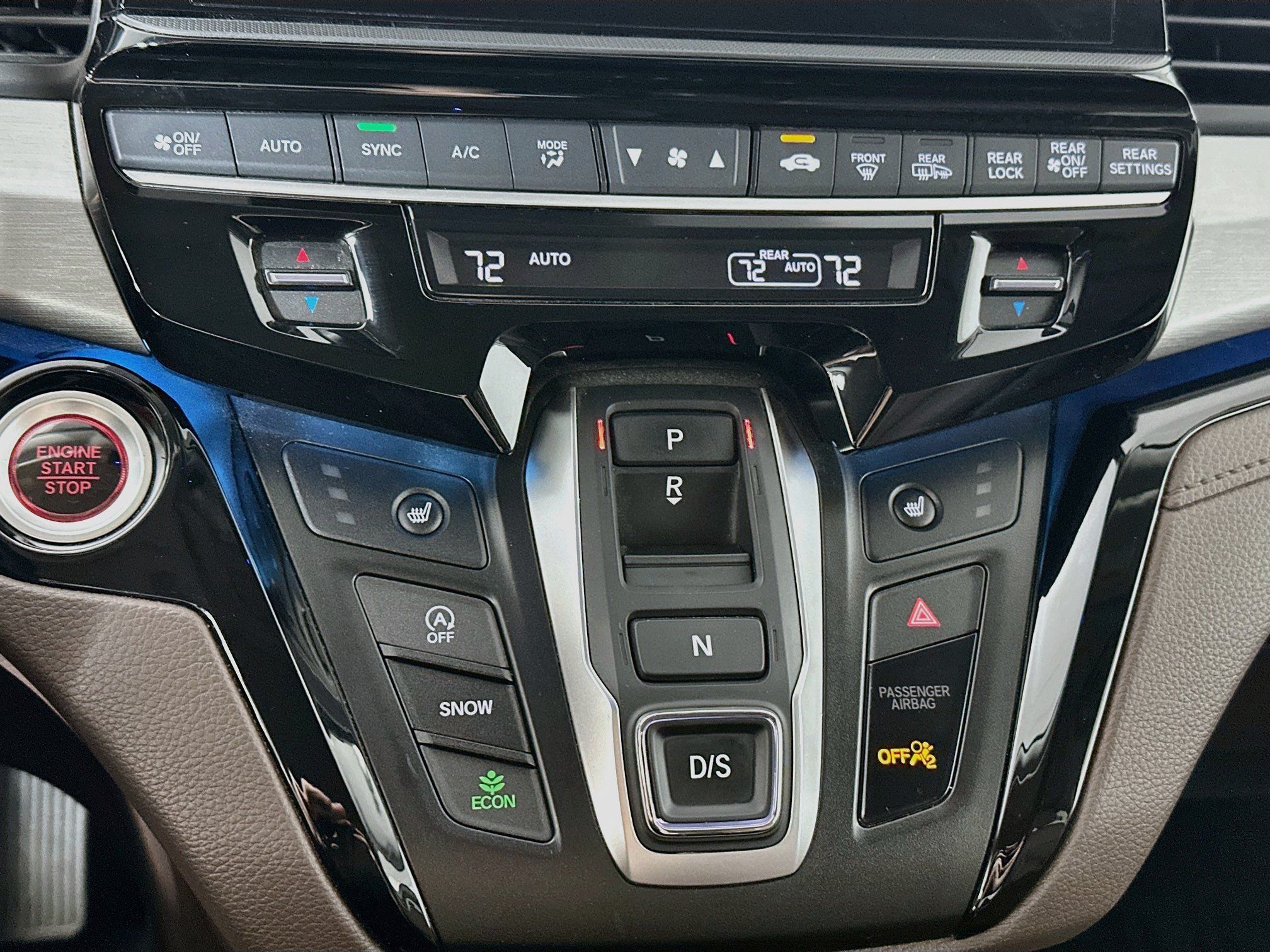 Used 2025 Honda Odyssey Touring image 16