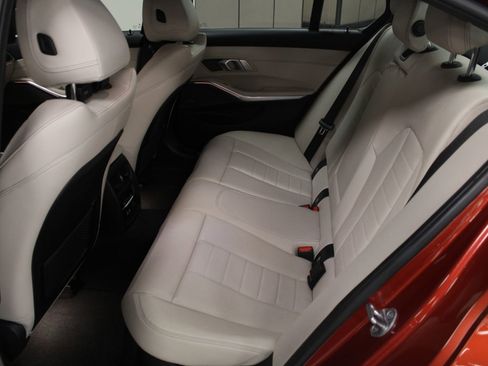 Used 2020 BMW M340i xDrive image 16