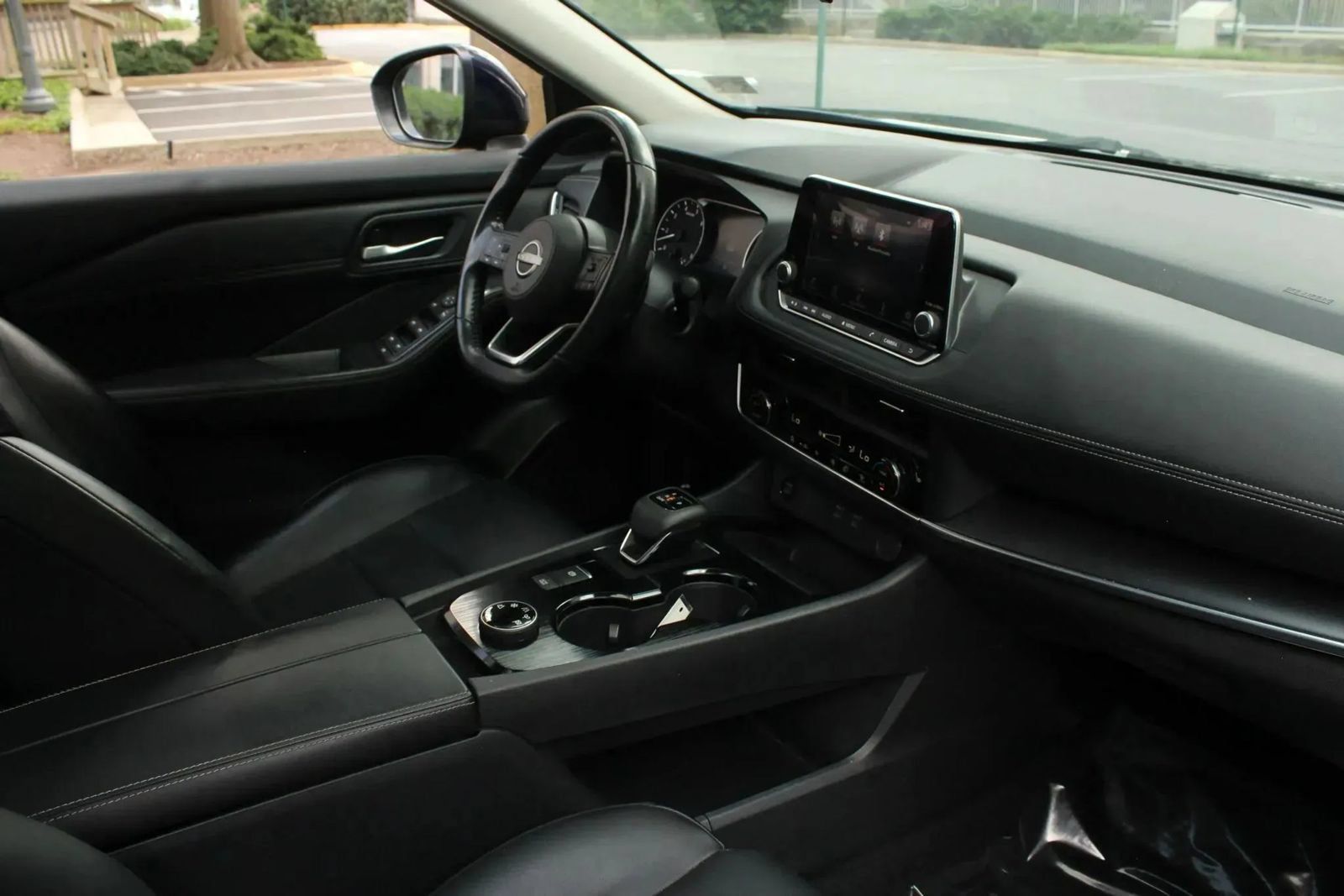Used 2024 Nissan Rogue SV w/ SV Premium Package AWD/4WD image 51