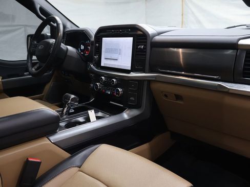 Used 2022 Ford F150 Lariat w/ Equipment Group 502A High image 11