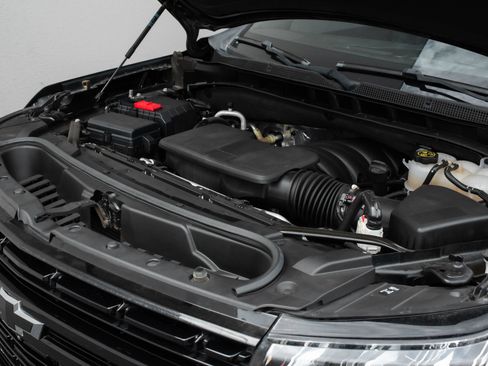 Used 2023 Chevrolet Tahoe RST w/ Luxury Package AWD/4WD image 24