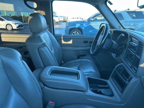 Used 2005 Chevrolet Silverado 1500 LT w/ Light Duty Power Package image 3