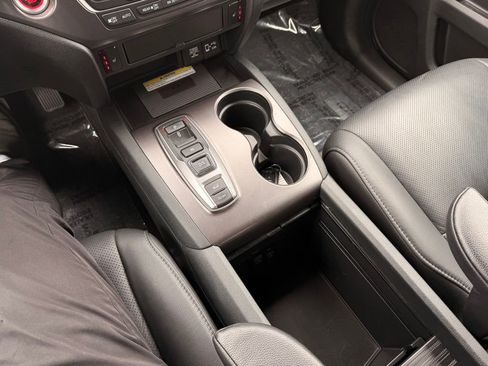 Used 2023 Honda Passport EX-L image 27