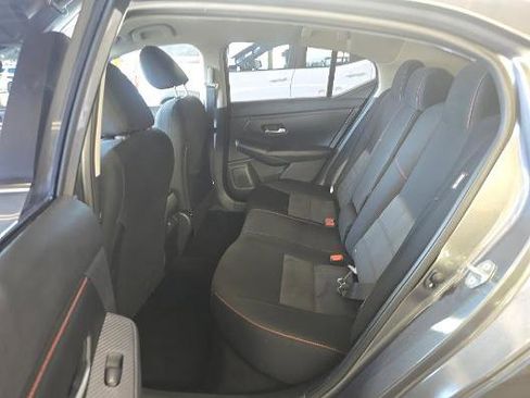 Used 2025 Nissan Sentra SR FWD image 13