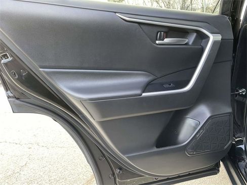Used 2024 Toyota RAV4 XLE image 15