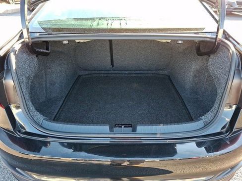 Certified 2023 Volkswagen Jetta SE w/ Panoramic Sunroof Package FWD image 34