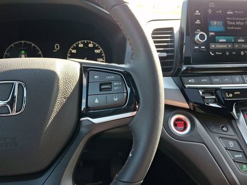 Certified 2025 Honda Odyssey Sport-L image 22