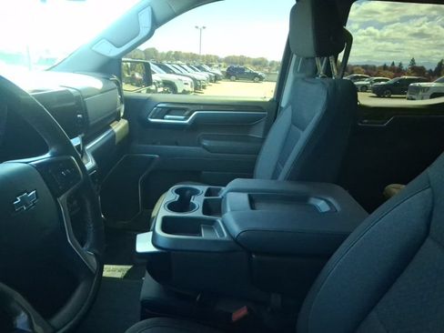 Used 2022 Chevrolet Silverado 1500 RST AWD/4WD image 10