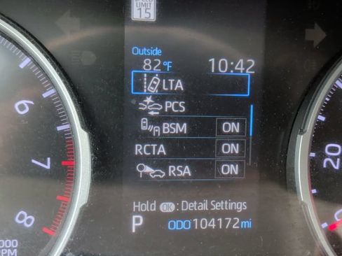 Used 2022 Toyota RAV4 XLE FWD image 19