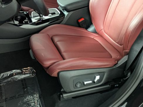 Certified 2023 BMW X3 xDrive30i w/ Premium Package image 18