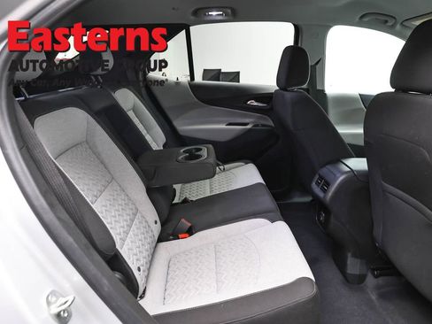 Used 2022 Chevrolet Equinox LT FWD image 22