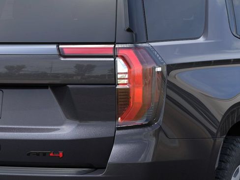 New 2026 GMC Yukon AT4 AWD/4WD image 11