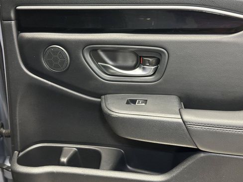 Used 2023 Honda Pilot Touring image 35