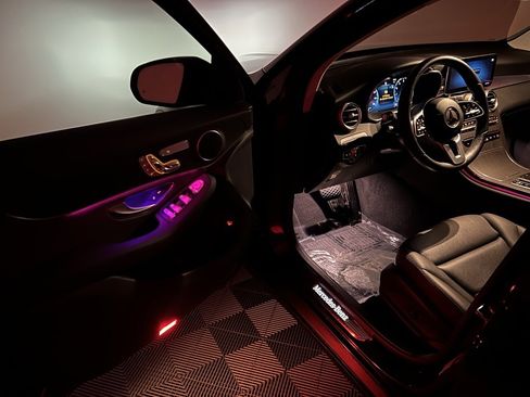 Certified 2021 Mercedes-Benz GLC 300 4MATIC image 11