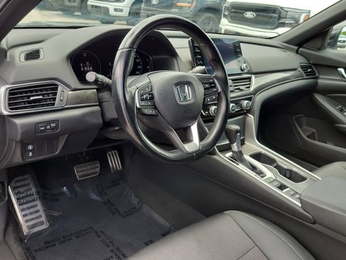 Used 2021 Honda Accord Sport image 9