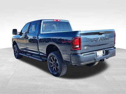 New 2026 RAM 2500 Big Horn AWD/4WD image 18
