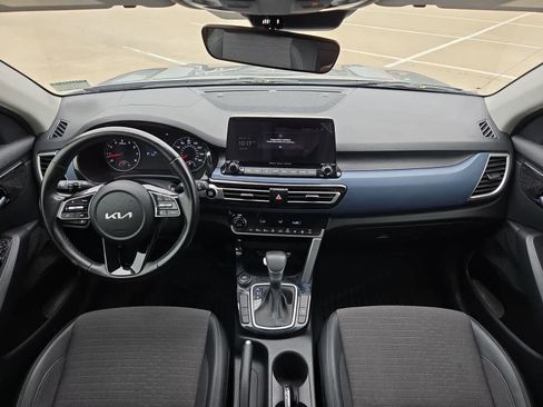 Certified 2023 Kia Seltos S w/ Navigation Package image 13